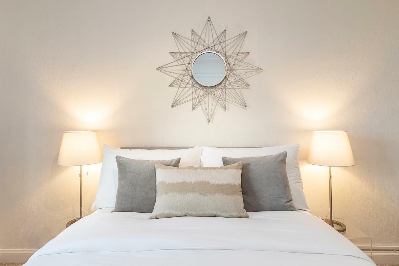 Grand Swiss Cottage Apartment 伦敦 外观 照片